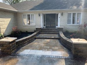 Best Materials for Outdoor Steps: Pavers, Natural Stone & More, Louisville, KY Best Materials for Outdoor Steps: Pavers, Natural Stone & More, Louisville, KY